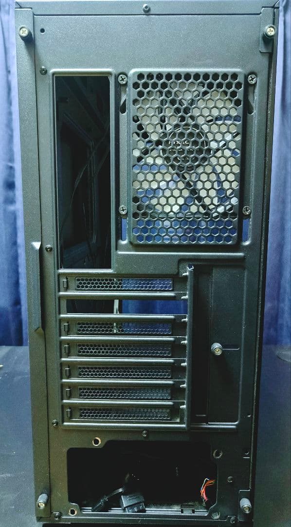 Antec ミドルタワーPCケース ガラスパネル