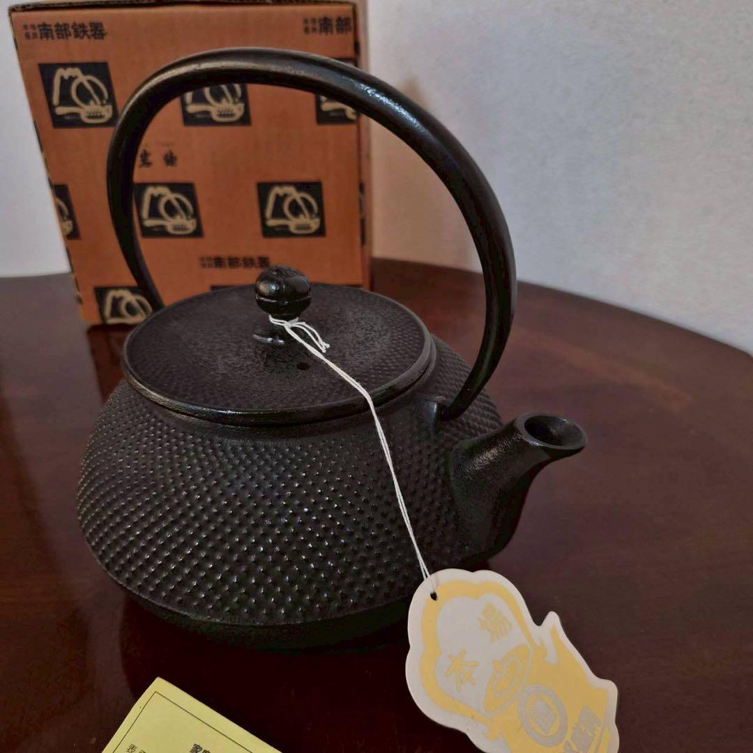 未使用　南部鉄器　鉄瓶　岩鋳 7型　1L 急須　IWACHU