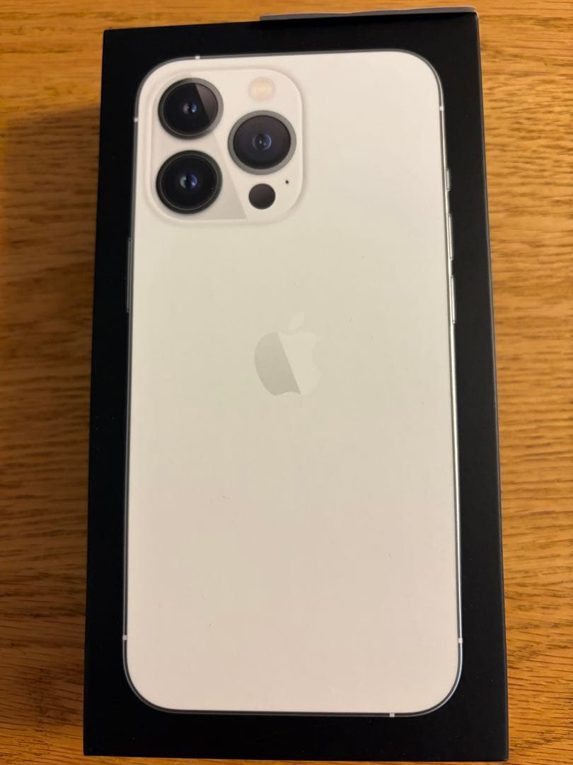 Apple iPhone 13 Pro 128シルバー 本体、箱付き