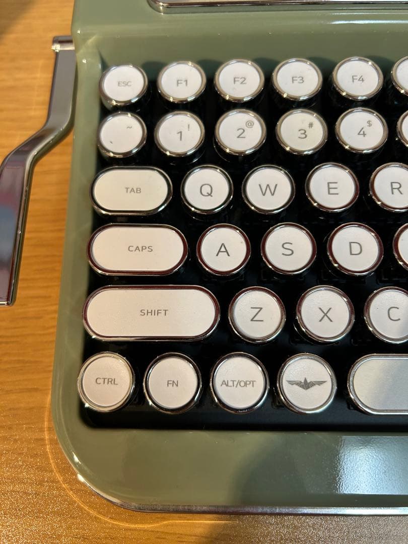 PENNA ELRETRON キーボード　ワイヤレス　タイプライター風
