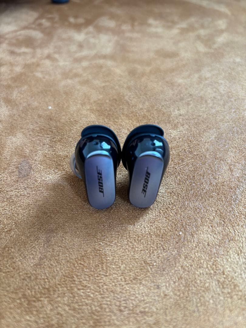 BOSE ワイヤレスイヤホン 充電ケース付き