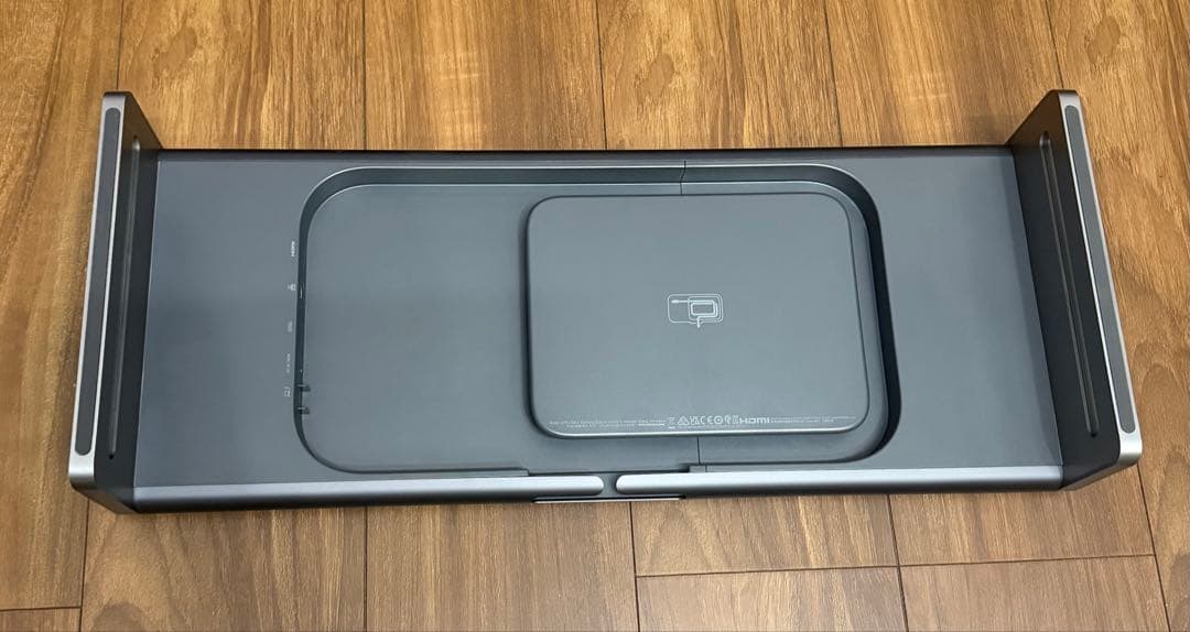 美品 ANKER 675 USB-C Docking Station モニター台