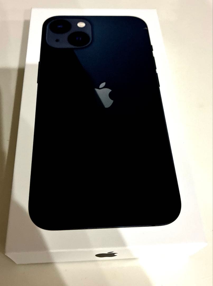 Apple iPhone 13 ミッドナイト 本体　87% 黒