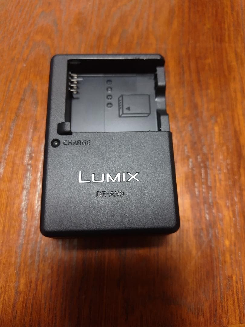 週末限定値引き Panasonic LUMIX DMC-GF3