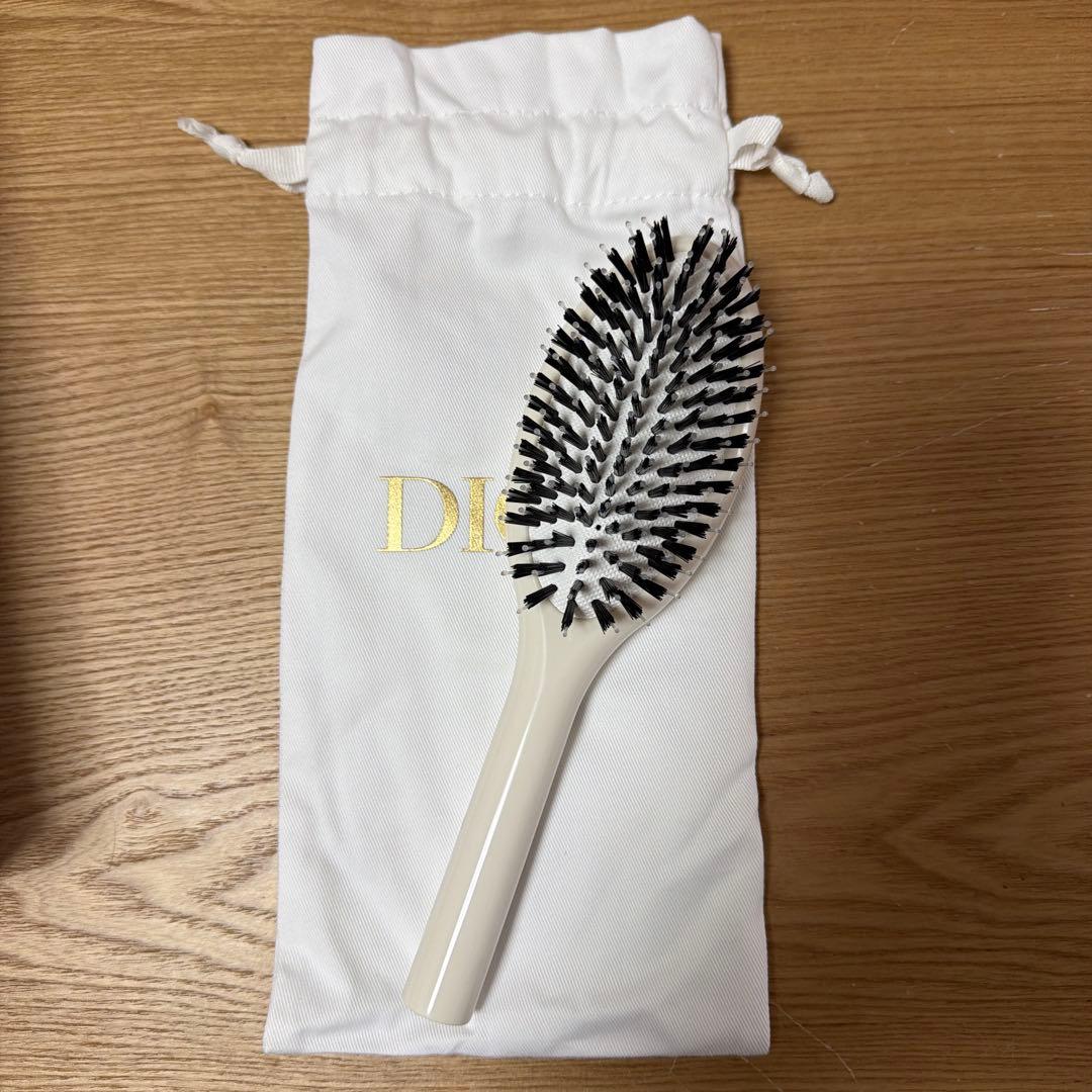 Dior バースデーギフト ジャドールヘアミストとヘアブラシのセット