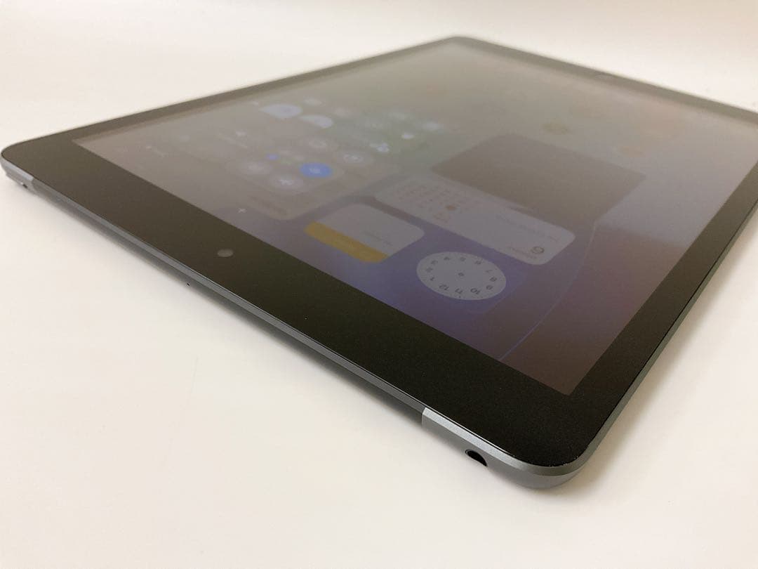 【超美品・BT96％】iPad 第9世代 64GB Cellularモデル