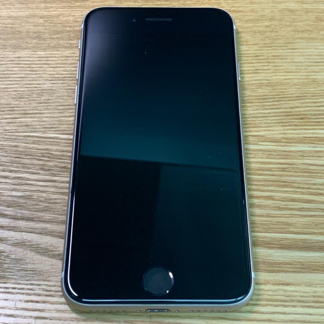 U7 SIMフリー iPhone SE 第3世代（SE3） 64GB white