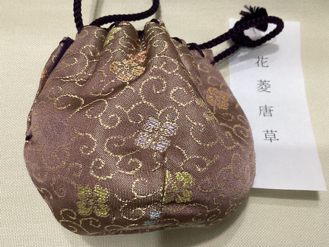 美品　茶道具　お稽古用　茄子型茶入　仕覆 花菱唐草　紙箱付き　未使用品