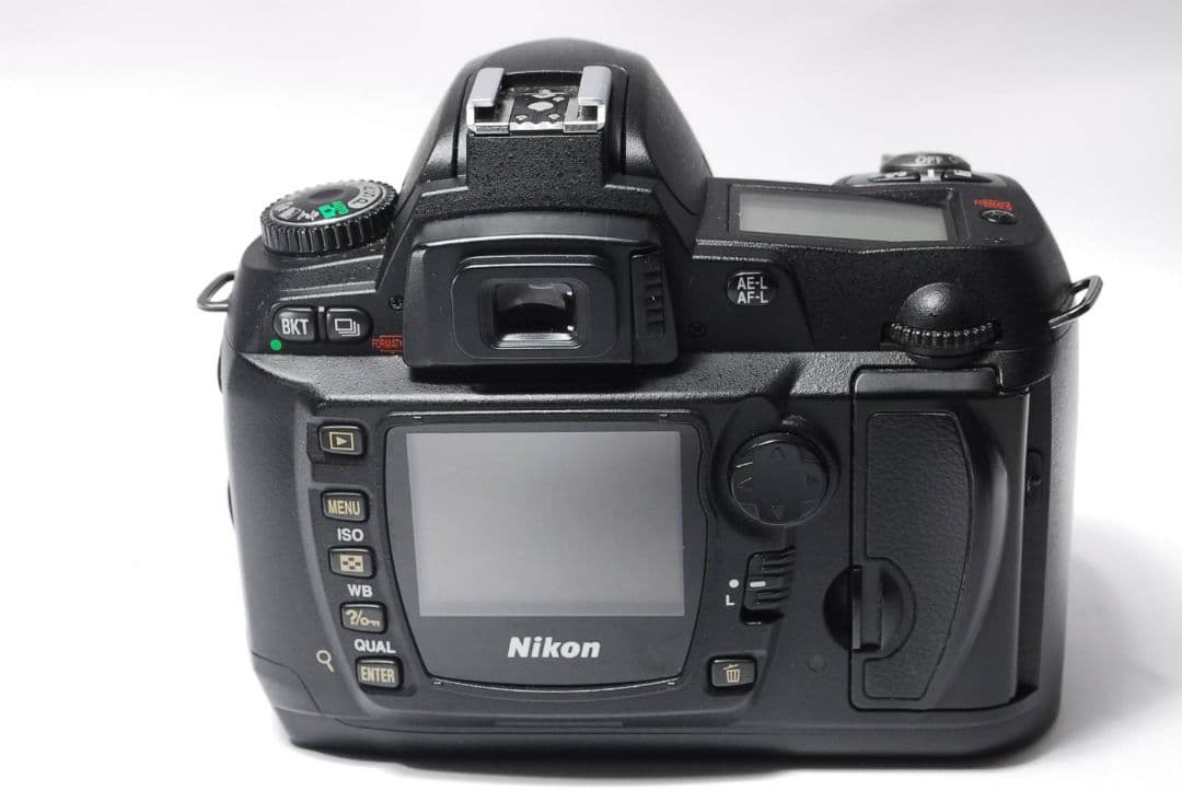 ♥名機CCDモデル♥Nikon D70s♥高画質一眼レフ 人気モデル 動作良好