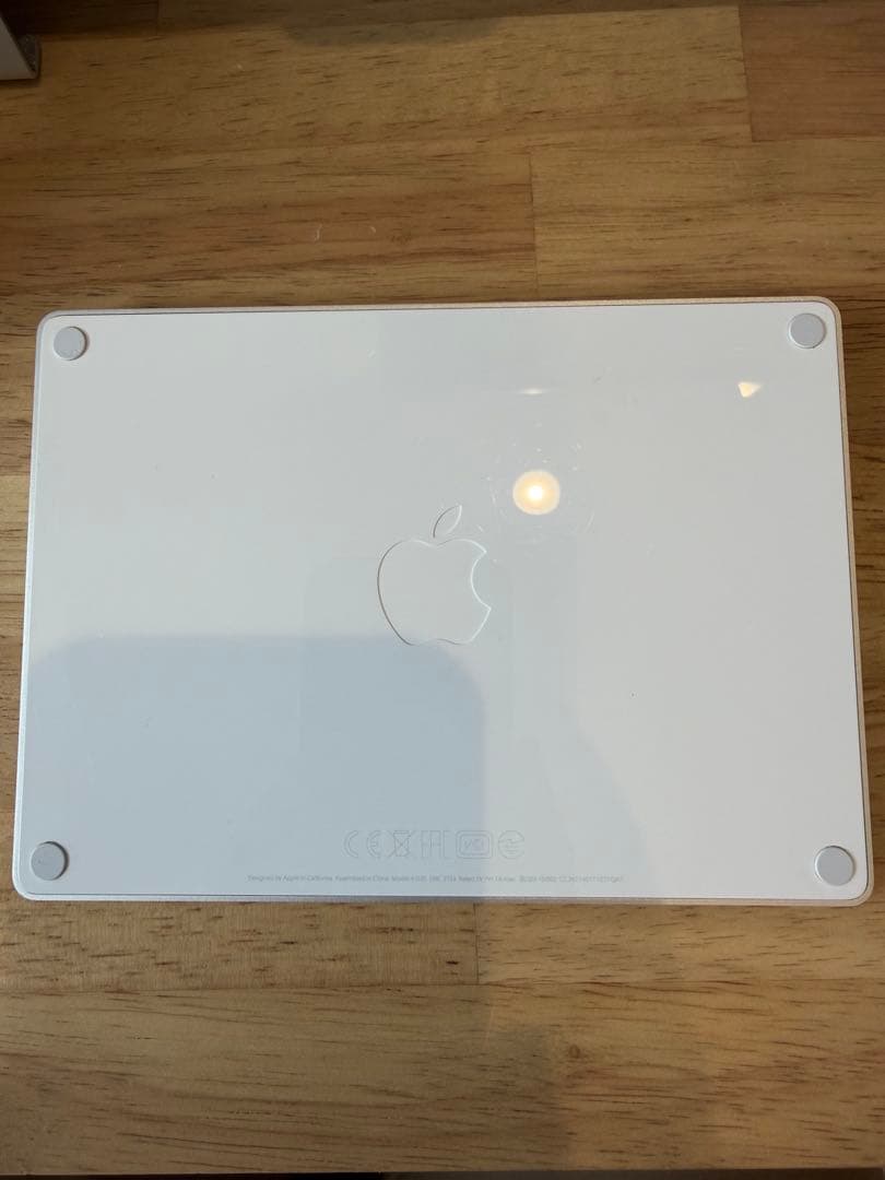 Apple Magic Trackpad A1535 ホワイト