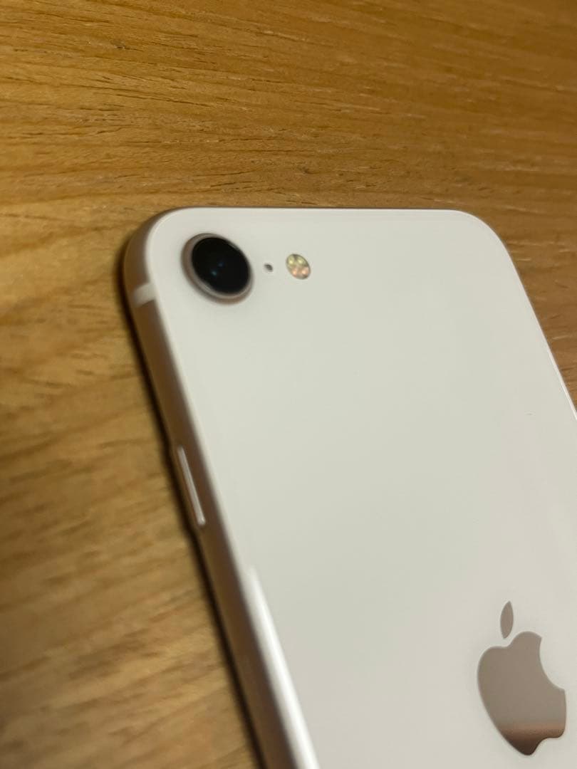 iPhone SE3 第三世代64GB 本体