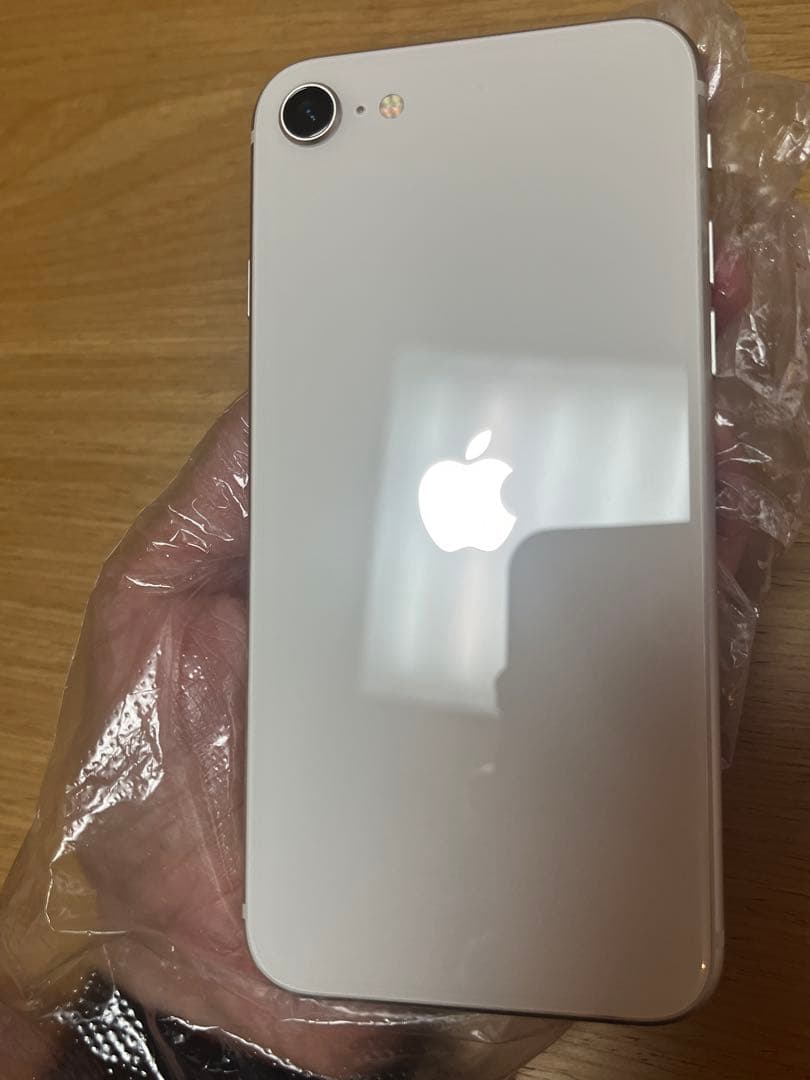 iPhone SE3 第三世代64GB 本体