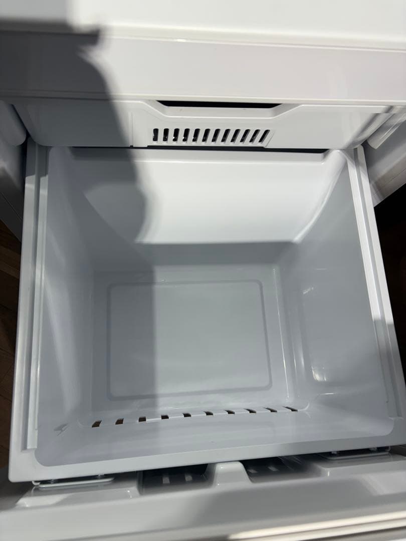 送料込み！　タグレーベルアマダナ　2ドア冷蔵庫　162ℓ　AT-RF160-WH