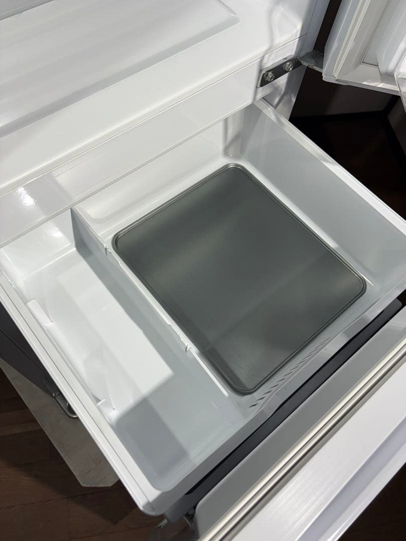 送料込み！　タグレーベルアマダナ　2ドア冷蔵庫　162ℓ　AT-RF160-WH