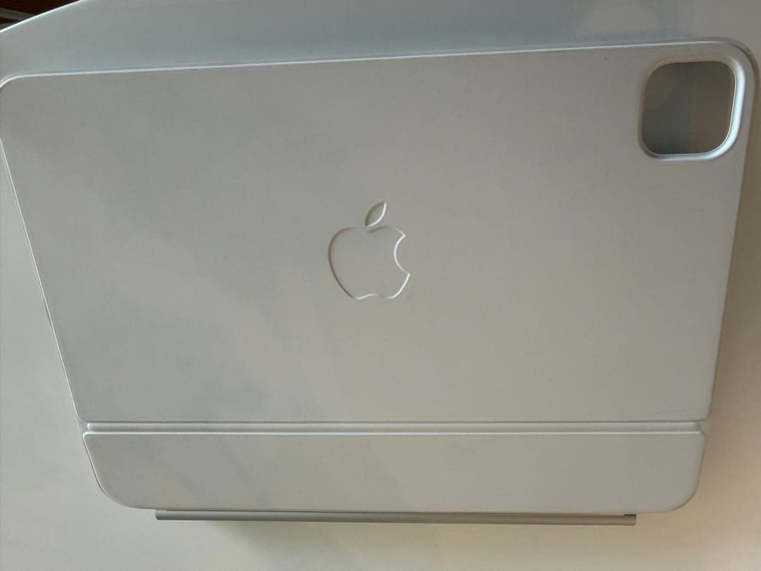 Magic Keyboard 11インチ　iPad pro m4、m5用