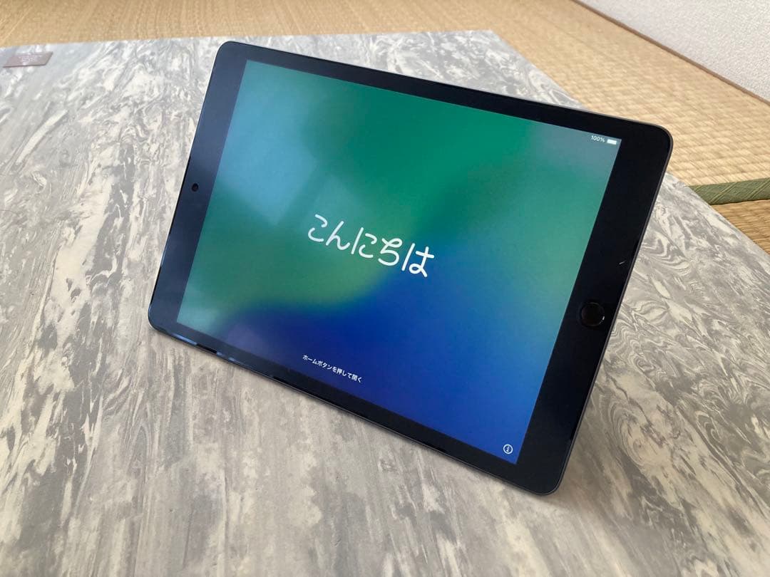 Apple iPad 第9世代 10.2インチ 64GB / スペースグレイ)