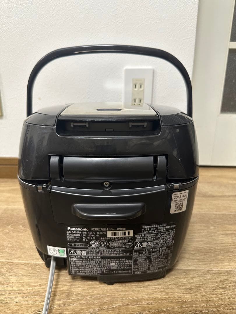 パナソニック SR-SPA108 IH炊飯ジャー5.5合 2018年製