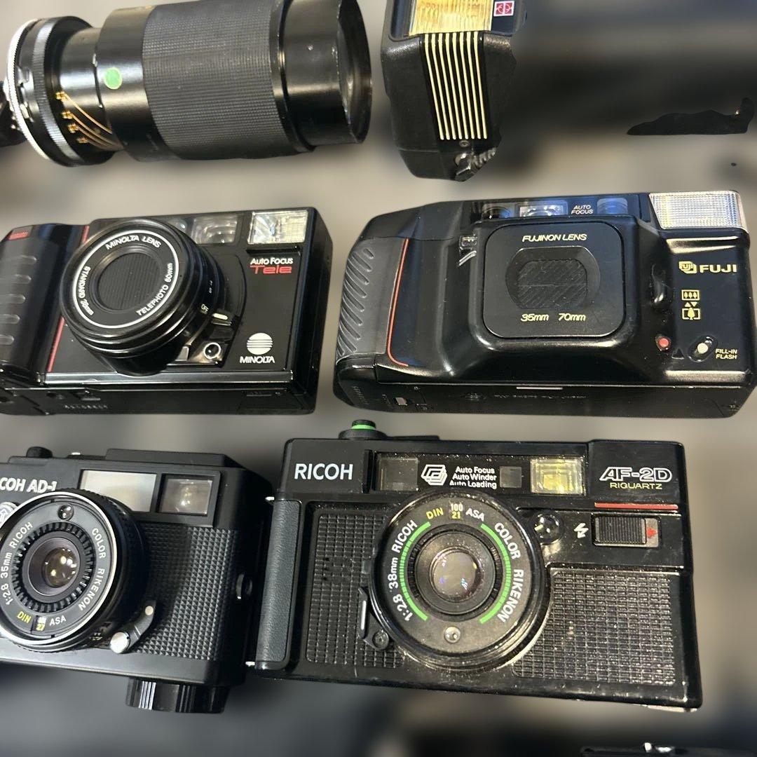 フィルムカメラRicoh 、Canon 、SONYカセットレコーダーまとめ売り