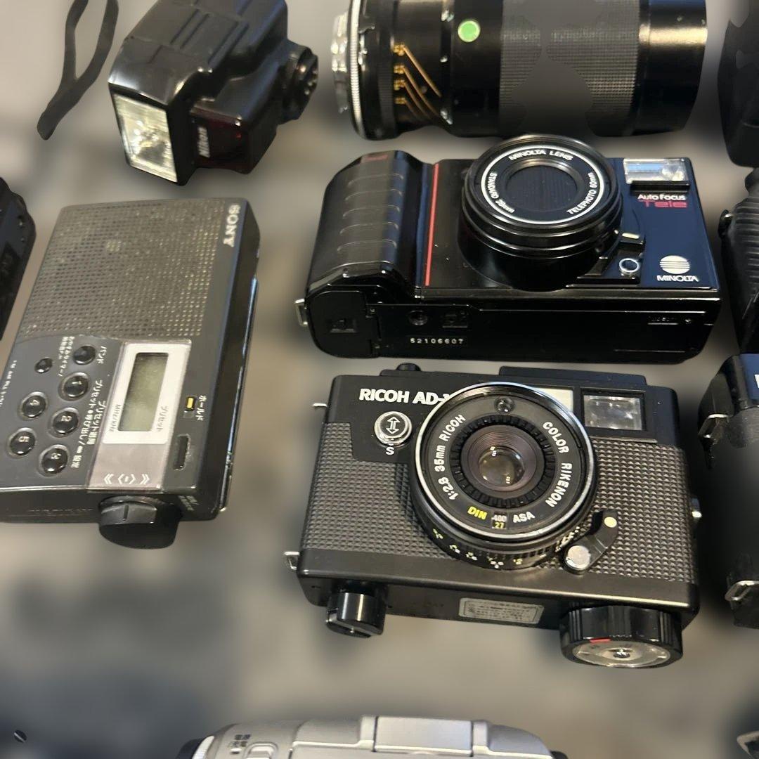 フィルムカメラRicoh 、Canon 、SONYカセットレコーダーまとめ売り