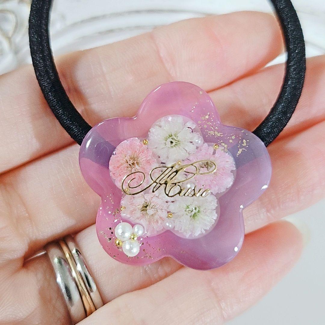 【86】透明感抜群 レジンヘアゴム ハンドメイド かすみ草