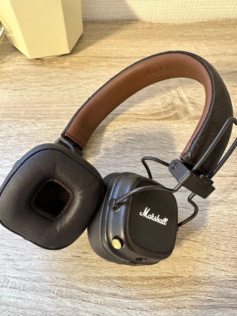 Marshall ヘッドホン ブラウン