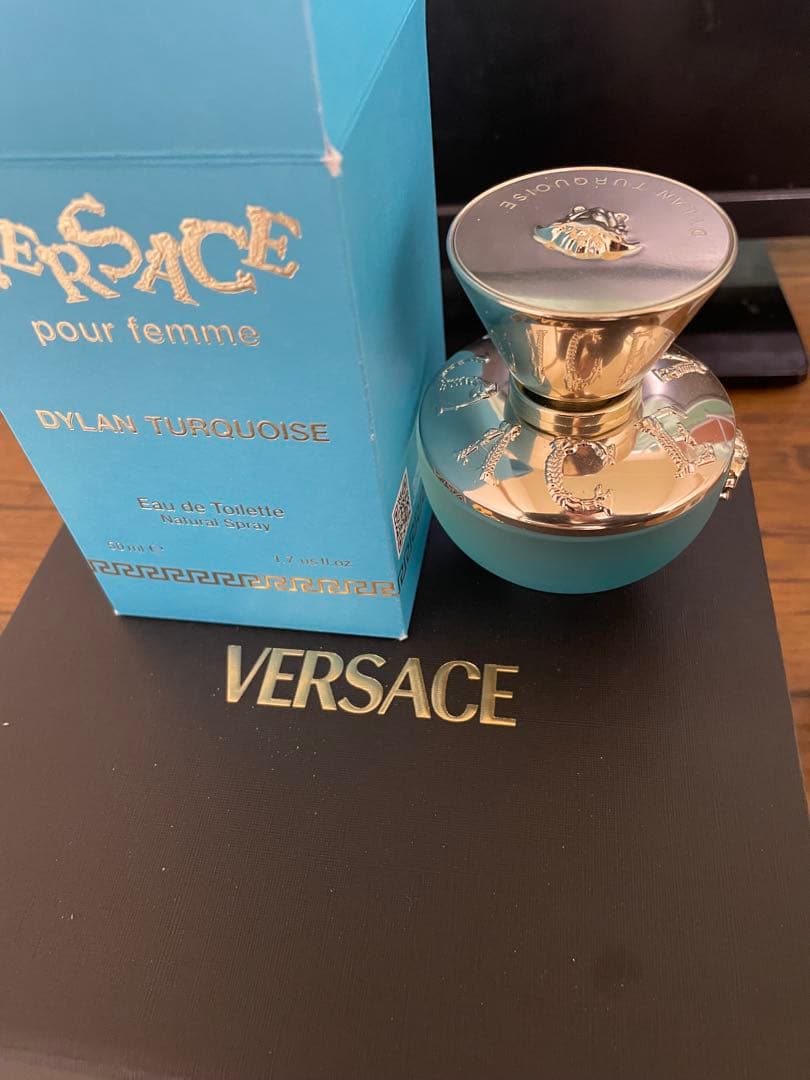 Versace ディラン ターコイズ EDT