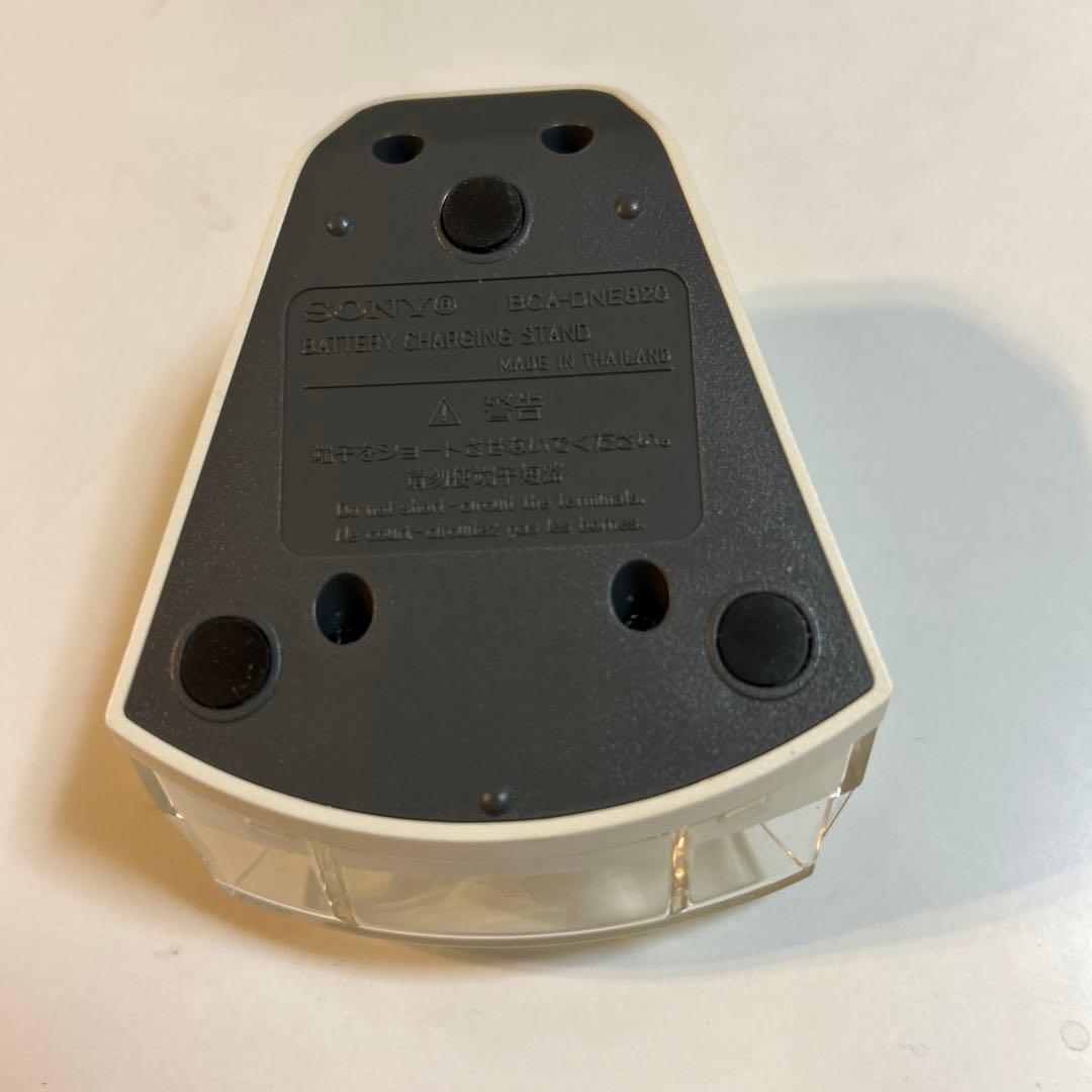 ジャンク品　SONY CDウォークマン D-NE820 WALKMA ホワイト