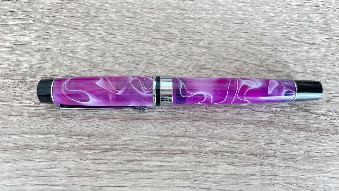 モンテベルデ　プリマ　パープルスワール　万年筆