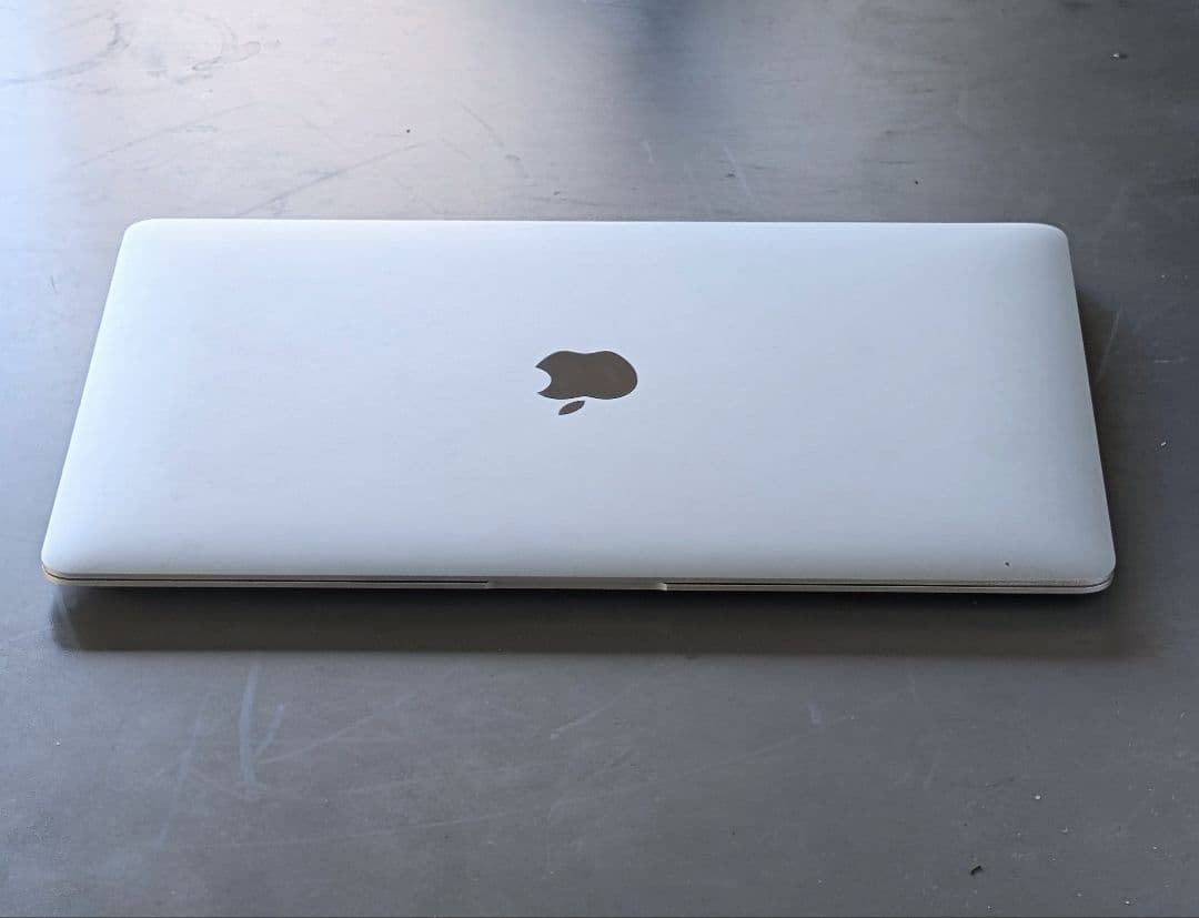 Apple MacBook Air M1 2020 13インチ シルバー