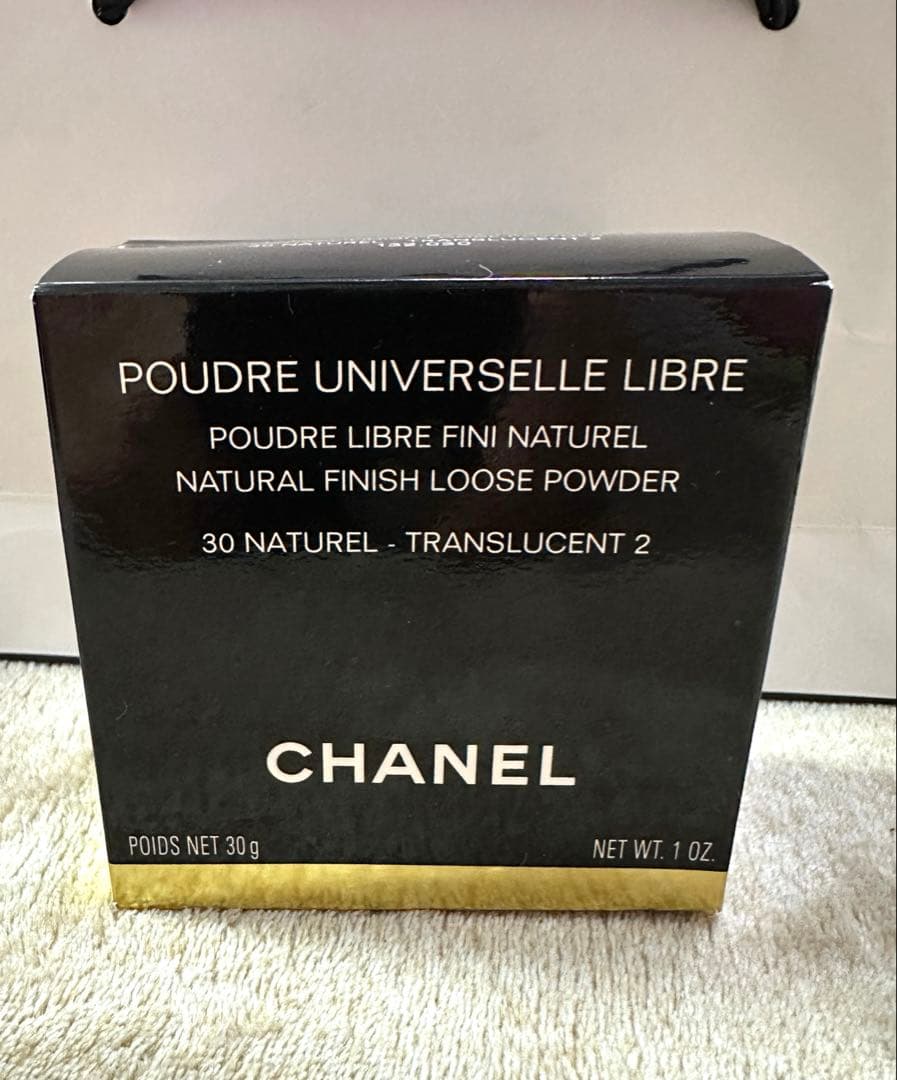 フェイスパウダー CHANEL Poudre Universelle Libre 30 30g