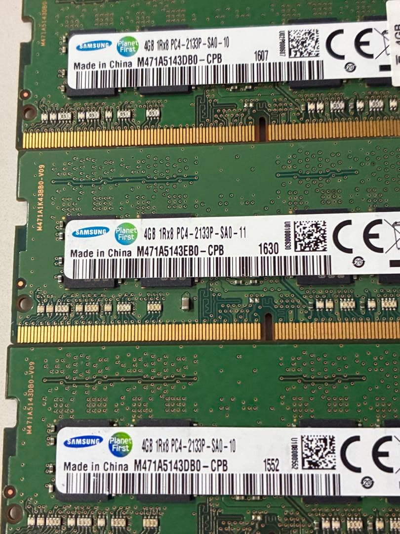 動作品★SAMSUNG 1RX8 PC4-2133P 4GB 3枚 12GB