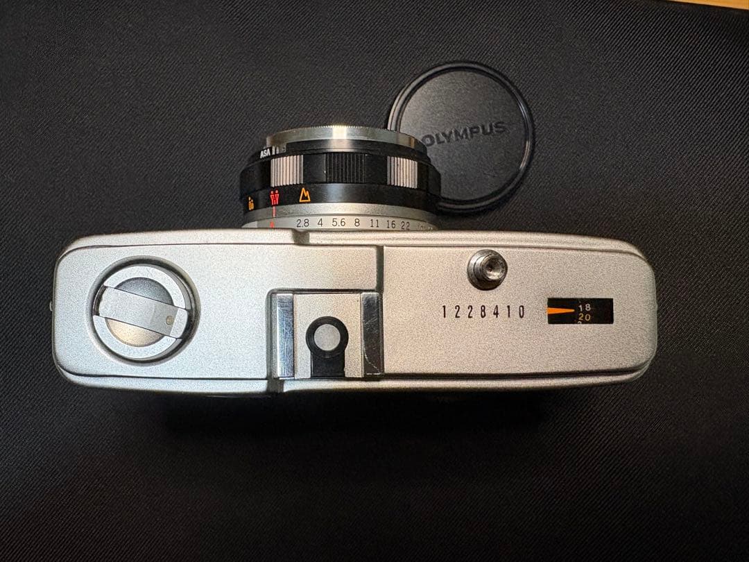 OLYMPUS TRIP 35 コンパクトフィルムカメラ