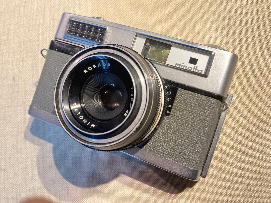 かわいい！　レトロなレンジファインダーカメラ　MINOLTA uniomat