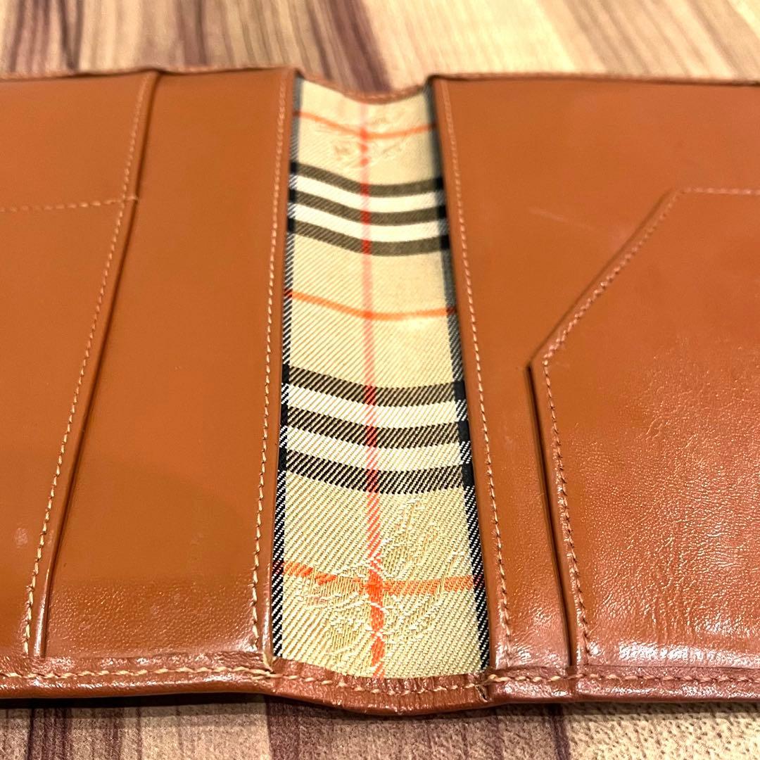 ✨希少✨BURBERRY バーバリー パスポートケース カードケース 本革 茶色
