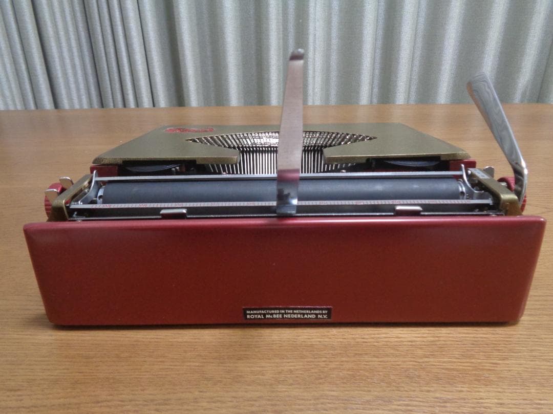 完動品　 ITE120　ロイヤルタイプライターカスタムカラー