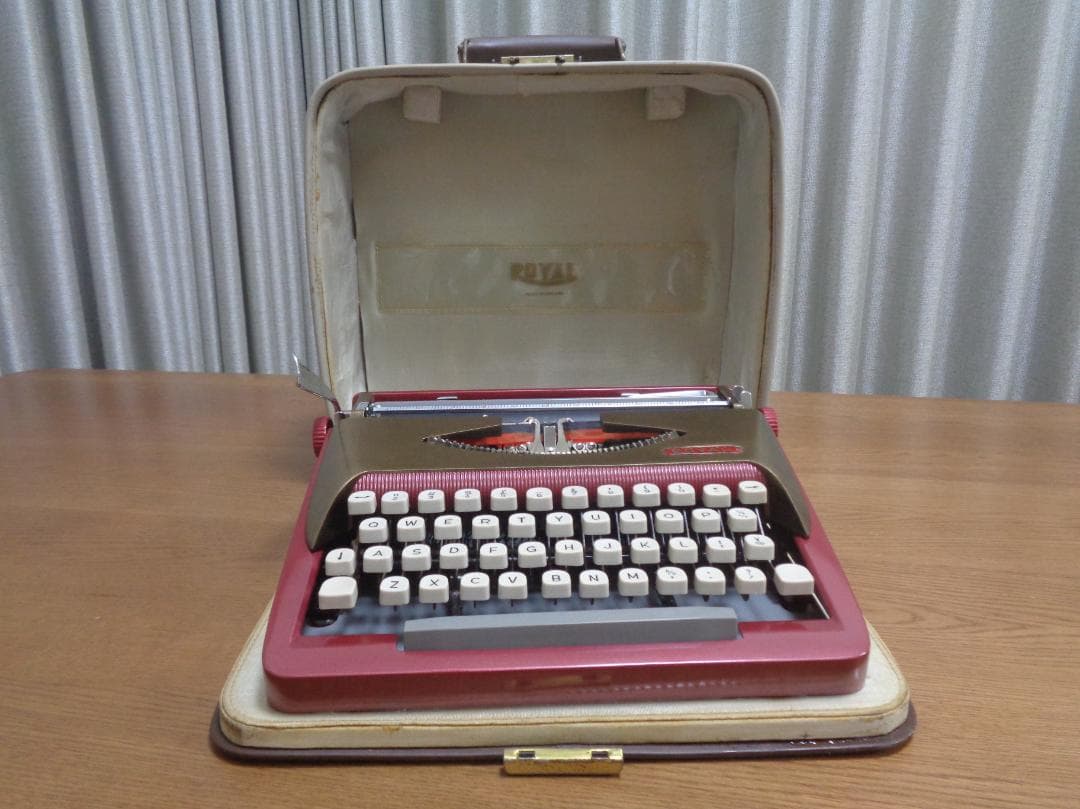 完動品　 ITE120　ロイヤルタイプライターカスタムカラー