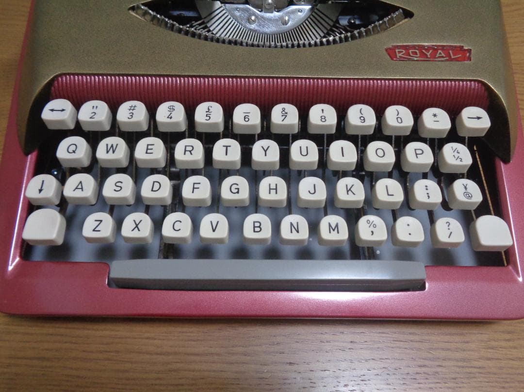 完動品　 ITE120　ロイヤルタイプライターカスタムカラー