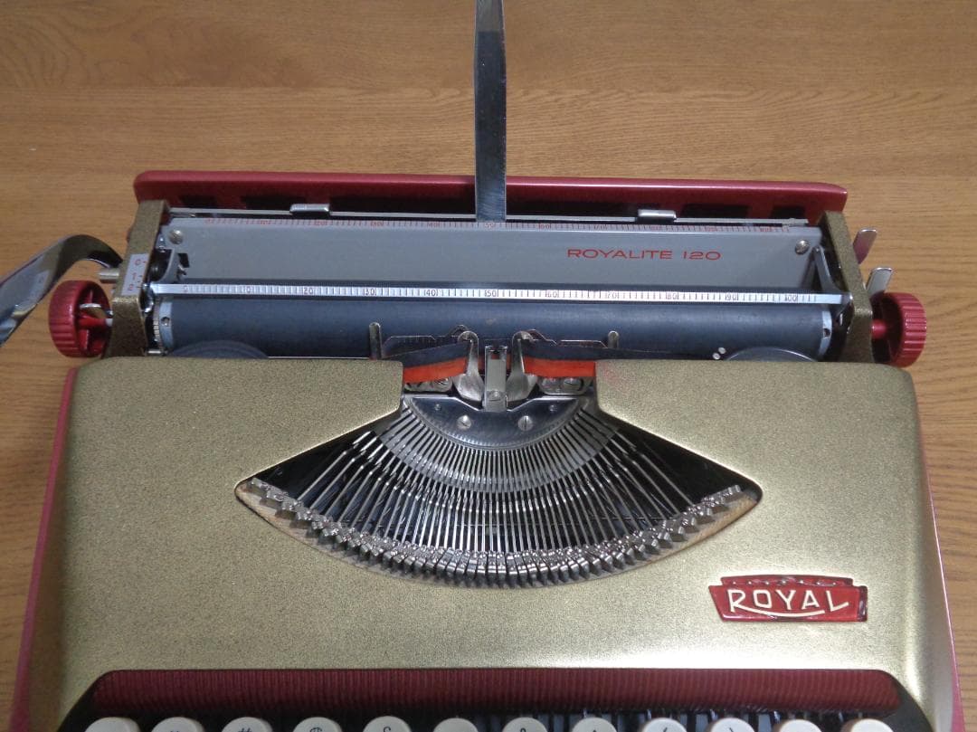 完動品　 ITE120　ロイヤルタイプライターカスタムカラー