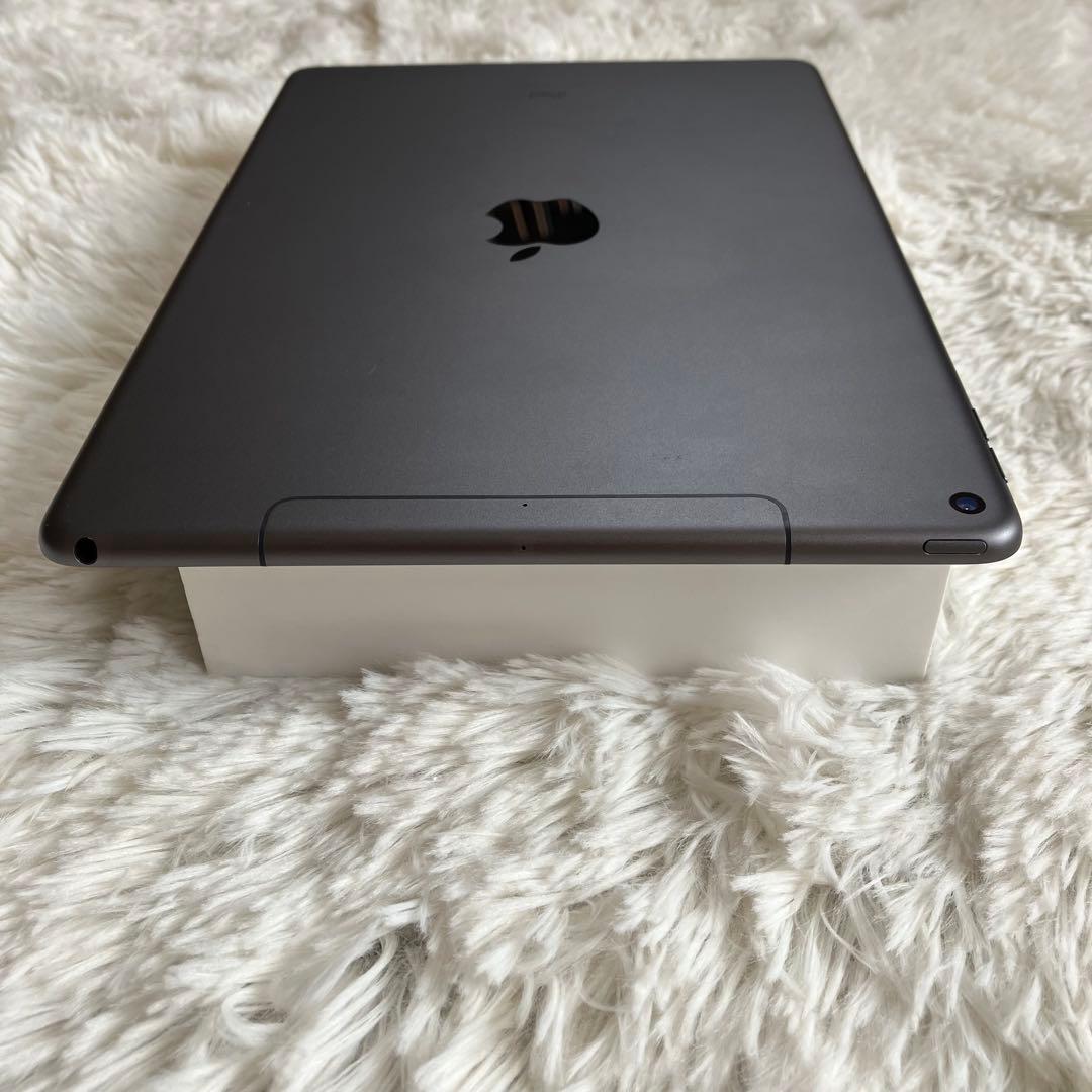 【完動品】iPad Air3 64GB SIMフリー 【すぐ発送】【極美品】