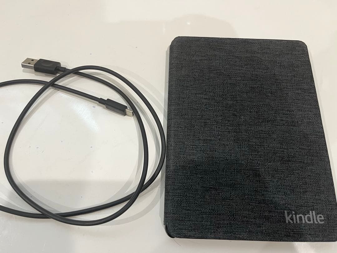 Kindle Paperwhite (16GB) 6.8インチ　ブラック