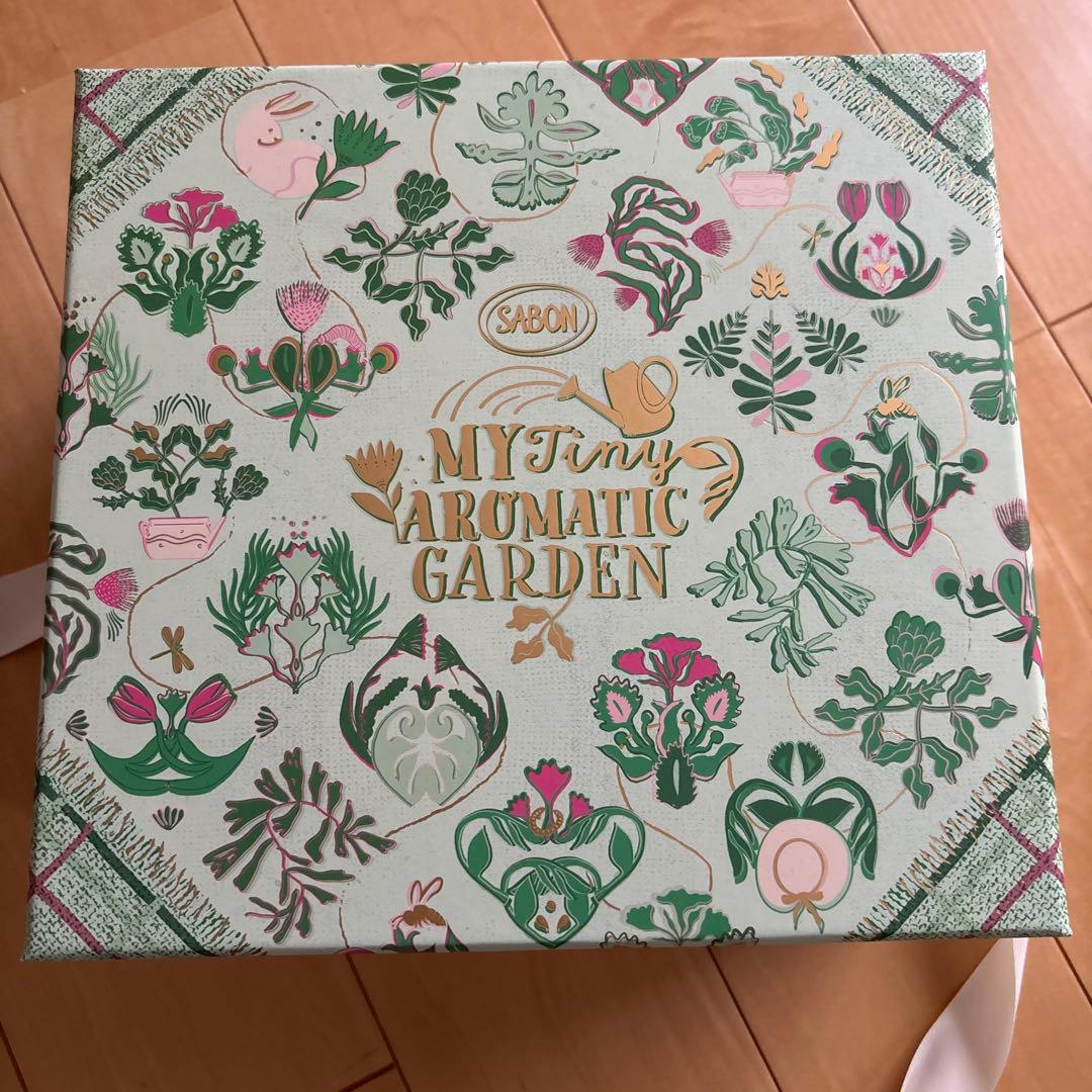 わ*ん様 SABON シャワーオイル ボディスクラブ　バスボール
