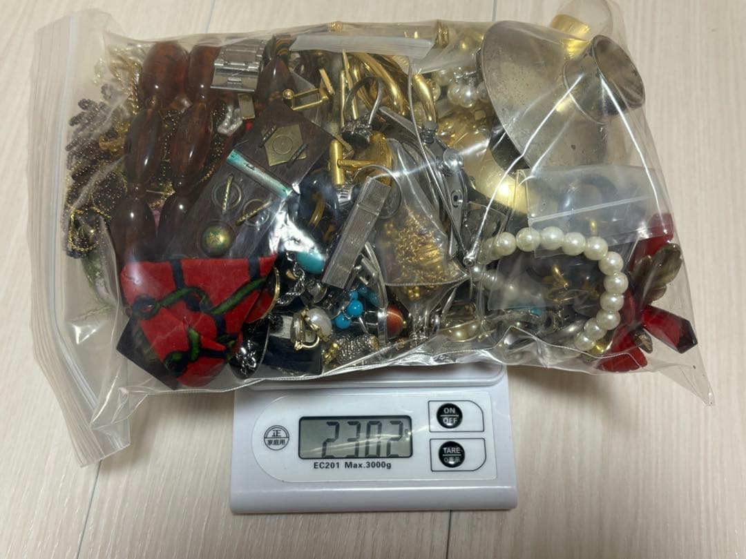 イミテーションアクセサリー約5.3kg