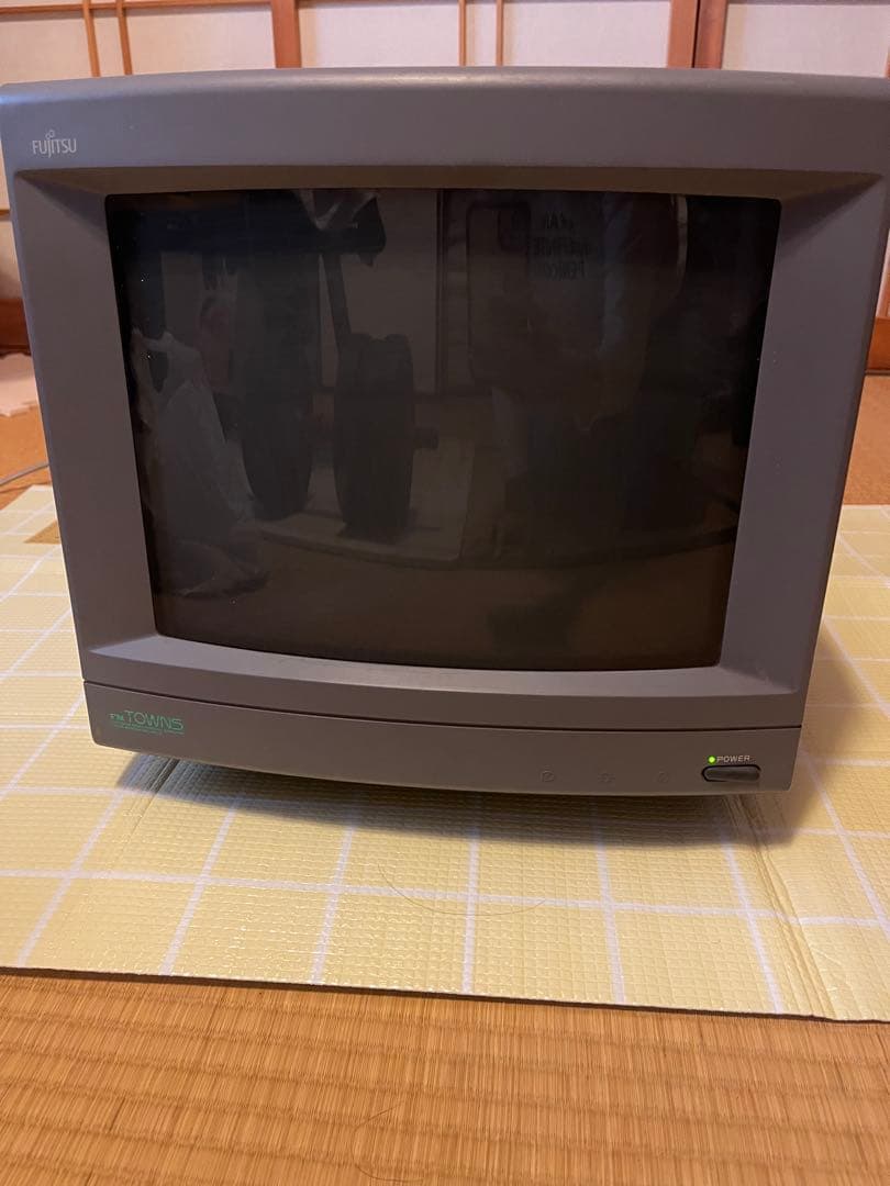 FM TOWNS ブラウン管モニター　ジャンク品