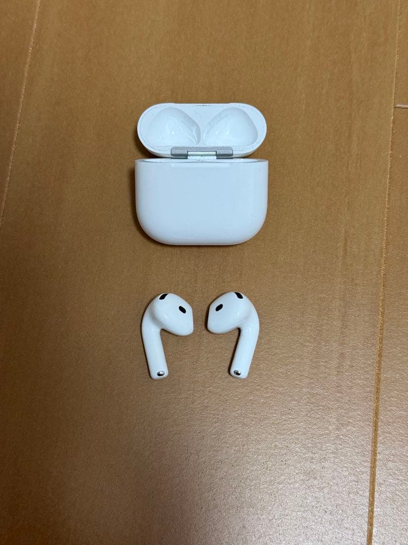 AirPods 4 ノイズキャンセル機能付