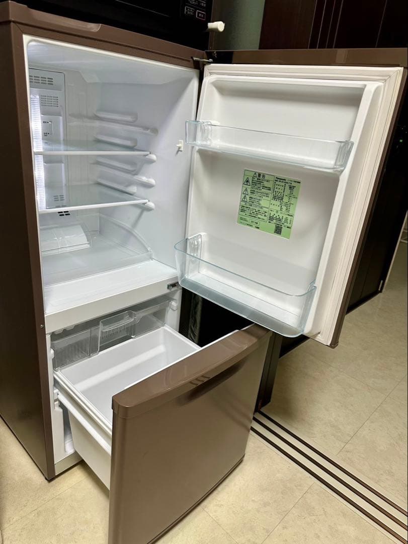 【引き取り】Panasonic 冷蔵庫 NR-B149W-T ブラウン