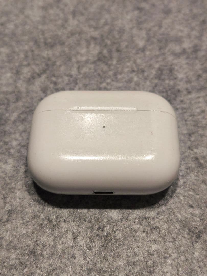 【ワケ有】AirPods Pro MLWK3J/A 右耳OK・左耳不動 ケース付