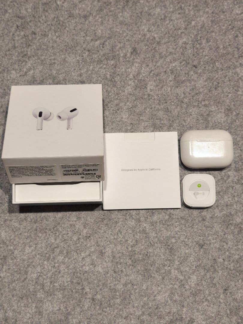 【ワケ有】AirPods Pro MLWK3J/A 右耳OK・左耳不動 ケース付