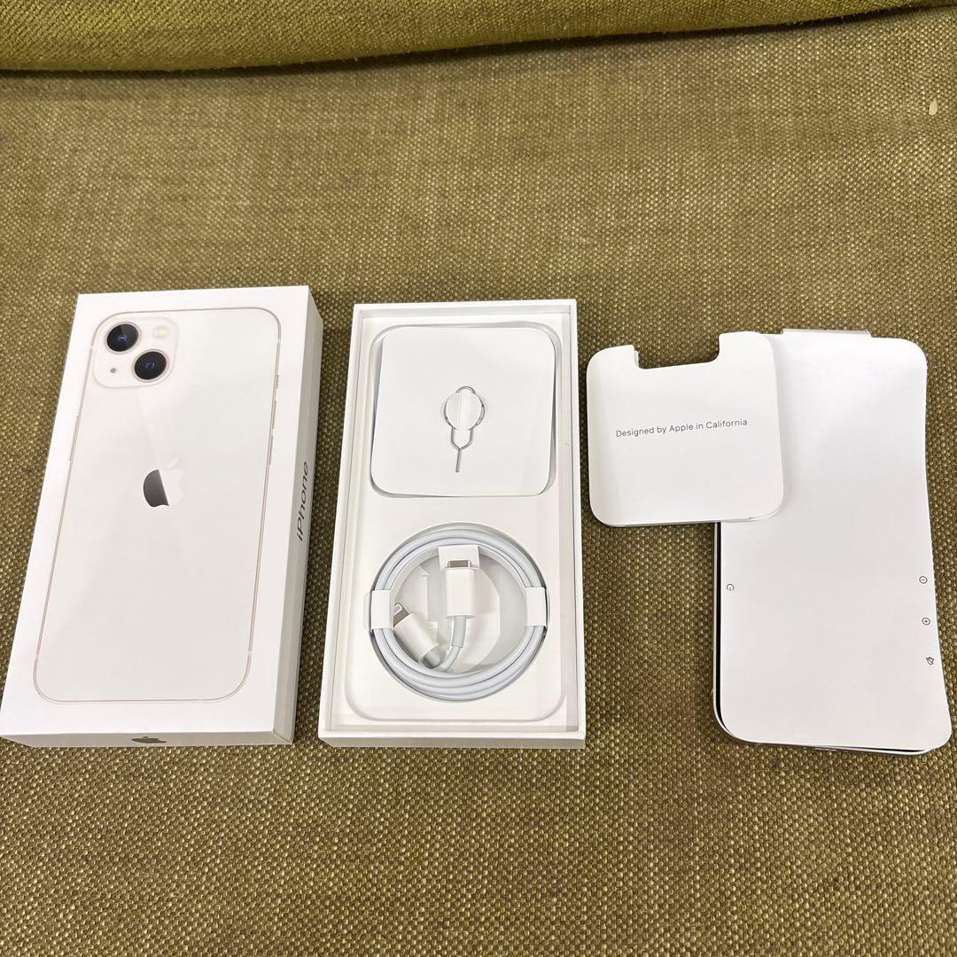 f*3様 Apple iPhone 13 ホワイト 本体
