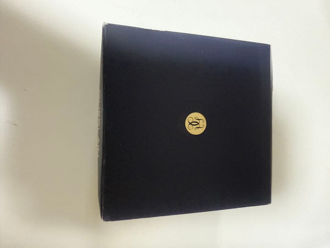 化粧下地 GUERLAIN LINGERIE DE PEAU CUSHION