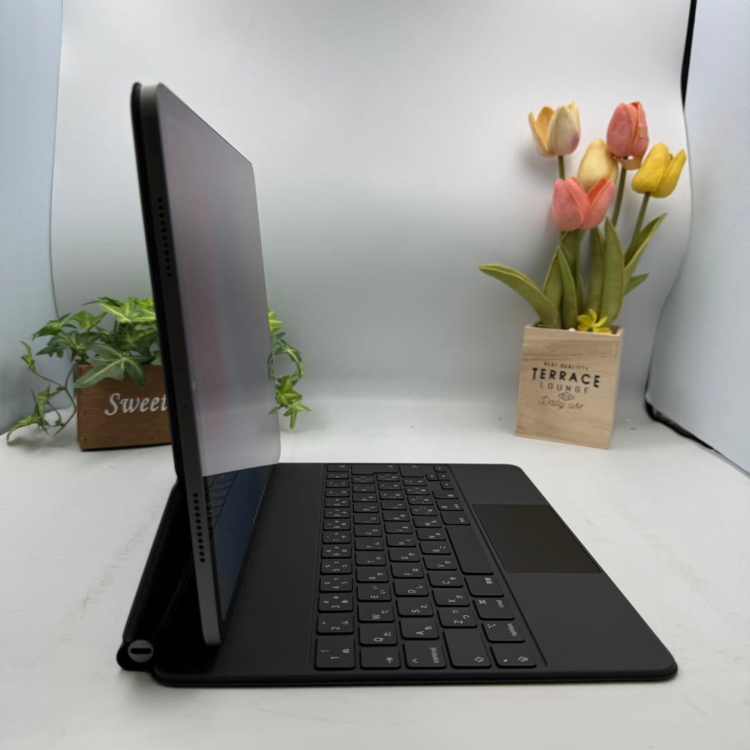 【新品同様に近い】iPad Pro M1 第5世代 13インチWifi 512G